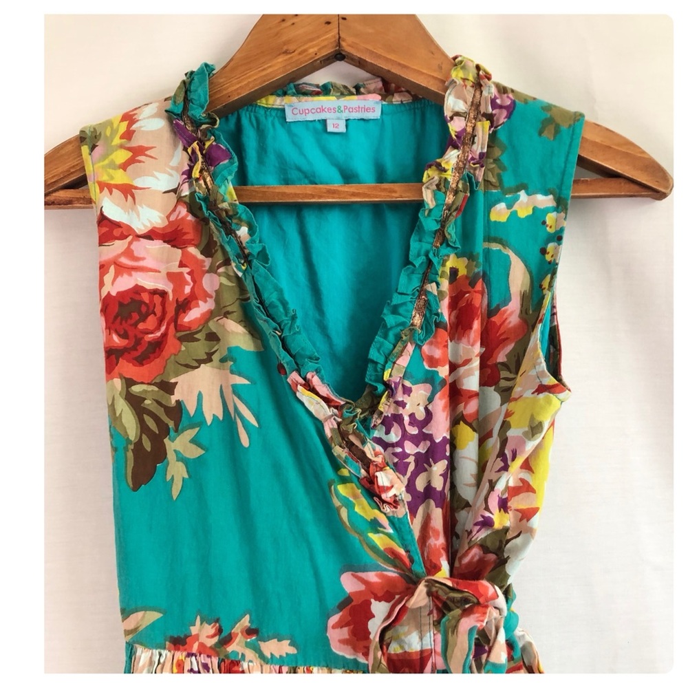 {Cupcakes & Pastries} vibrant, floral wrap dress - Picture 2 of 13